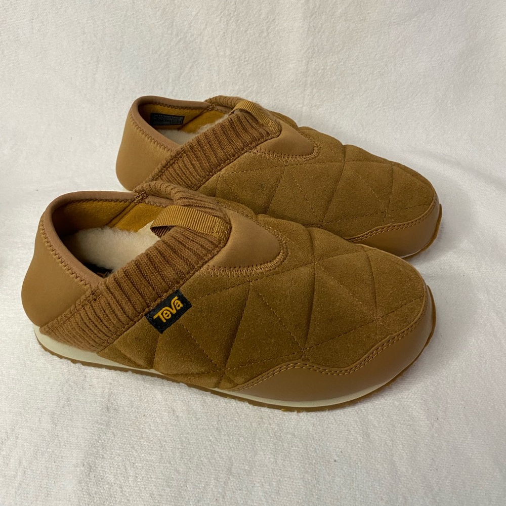 Teva Quilted Slip-On Mule in Chestnut Brown